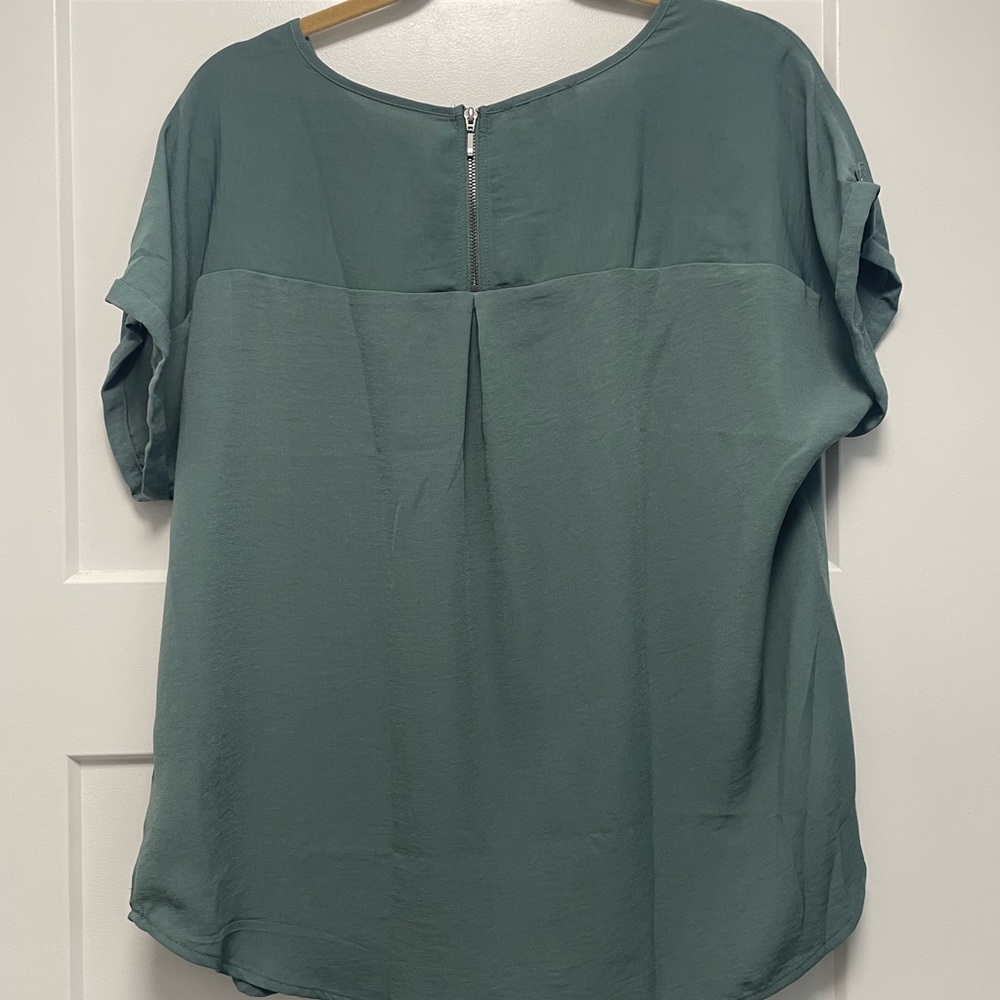 Elegant Green Women's Top